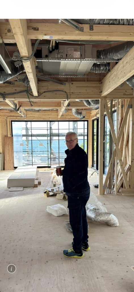Mark Smith - Smith Realty Japan